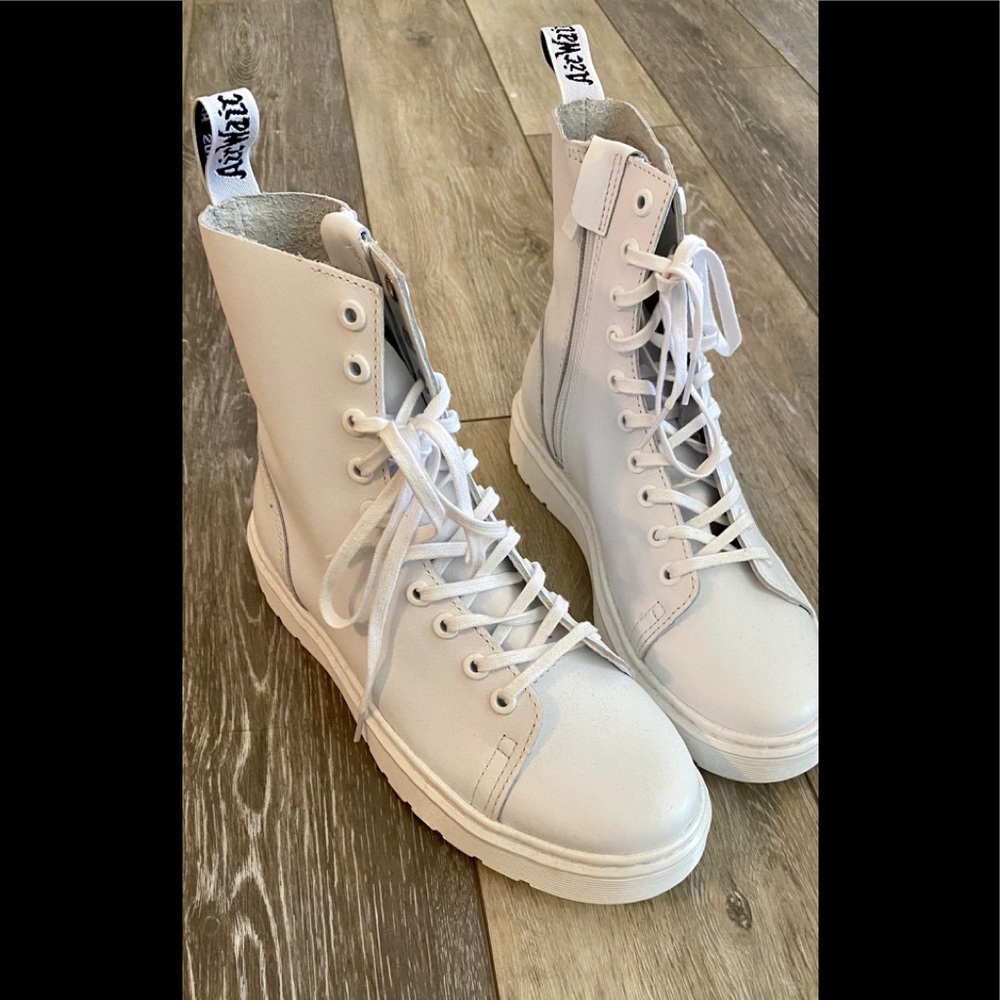 Dr martens combat boots. Brand new , never used.